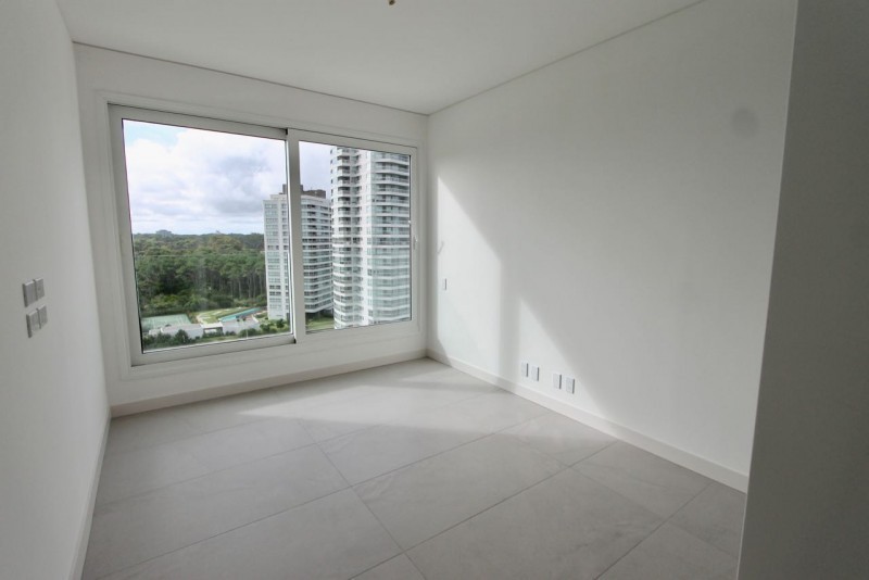 Departamento en Le Parc III en venta